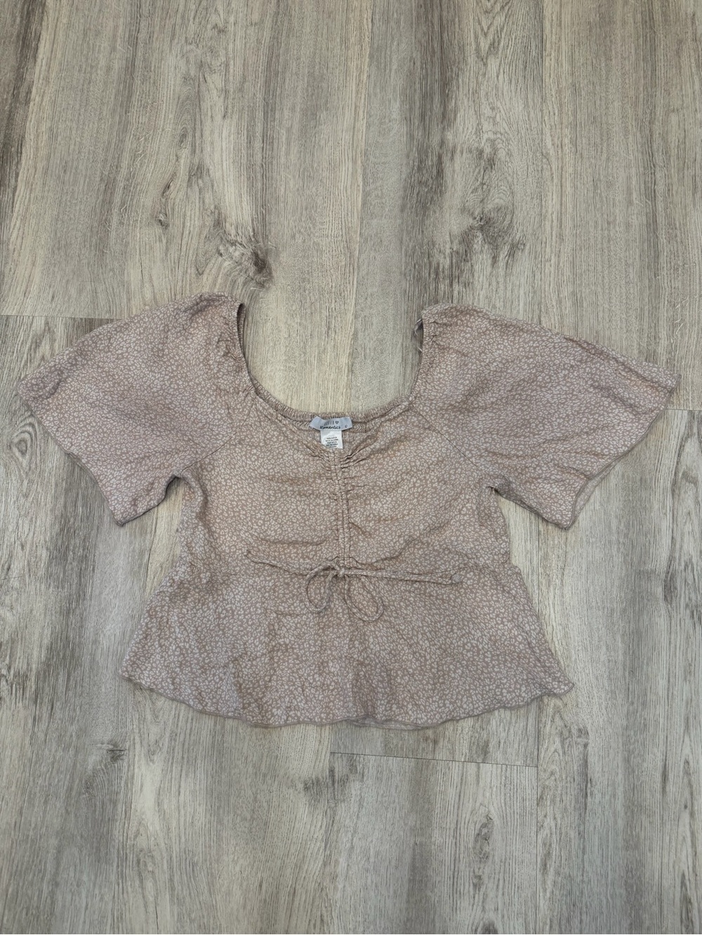Urban Romantics Large Beige Floral Flutter Sleeve Peplum Blouse Y2K